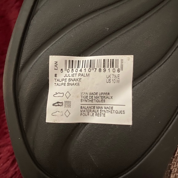 Clarks Women's Snakeskin Loafers - Black and Cream - Picture 7 of 7